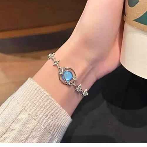 Square Design Western Earrings - 