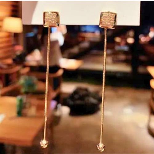 Square Design Western Earrings - 